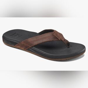 Reef Men's Tan and Black Flip Flops Size 12 Like New!